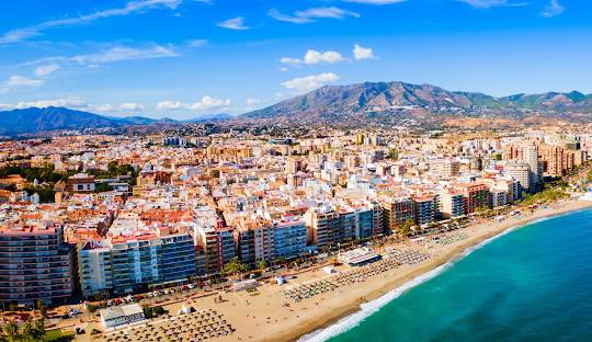 fuengirola miasto góry widoki plaża 